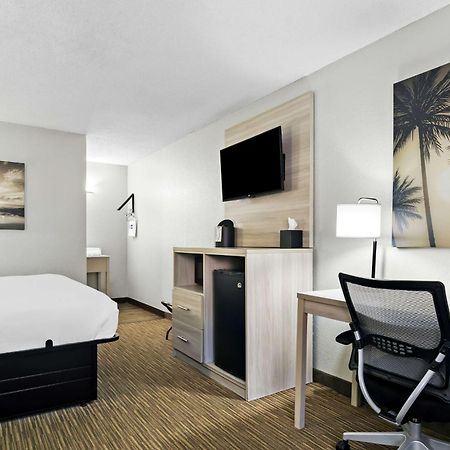 Best Western The Oasis At Joplin Exteriör bild