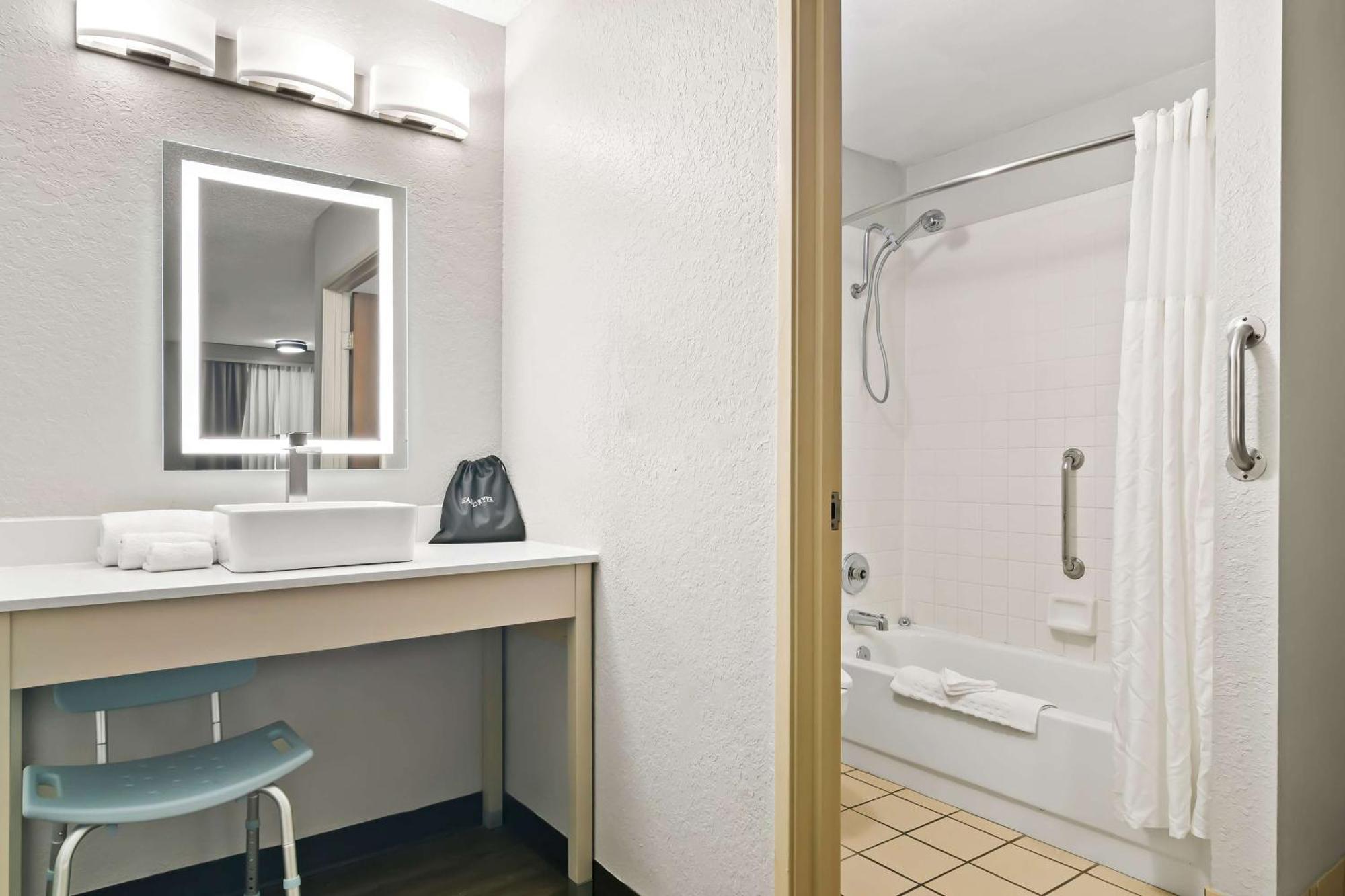 Best Western The Oasis At Joplin Exteriör bild